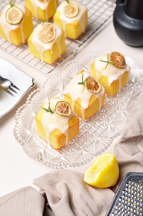 Mini Lemon Pound Cake, Mini Loaf Cakes, Cube Cake, Mini Torte, Tea Snacks, Cake Bites, Lemon Glaze, Cake Packaging, Lemon Pound Cake