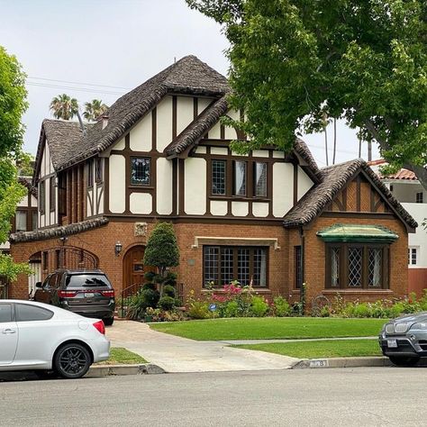 @walkinglosangeles on Instagram: "From Michael Locke’s Flickr.com account- “An English Tudor style home designed by Joseph Roberts in 1926 in the Bluff Park neighborhood of Long Beach. The property last sold in February 2012. According to the listing, the house has "remarkable detailing throughout highlighted by a Batchelder fireplace located in the living room along with a 9' barrel ceiling with original stencilling. The home was purported to be featured in the 1960's movie 'Panic in the City' Batchelder Fireplace, Beach Architecture, Barrel Ceiling, Tudor Style Homes, Dr Jekyll, Mr Hyde, English Tudor, Visit California, Tudor Style