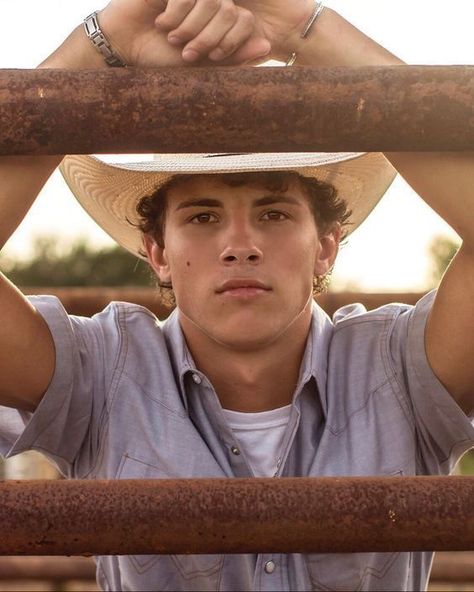 25 Unique & Creative Senior Picture Ideas for Guys Jaxen Wright, Creative Senior Picture Ideas, Guy Senior Poses, Farm Senior Pictures, Senior Picture Ideas For Guys, Boy Senior Portraits, Senior Year Pictures, Creative Senior Pictures, Senior Photos Boys