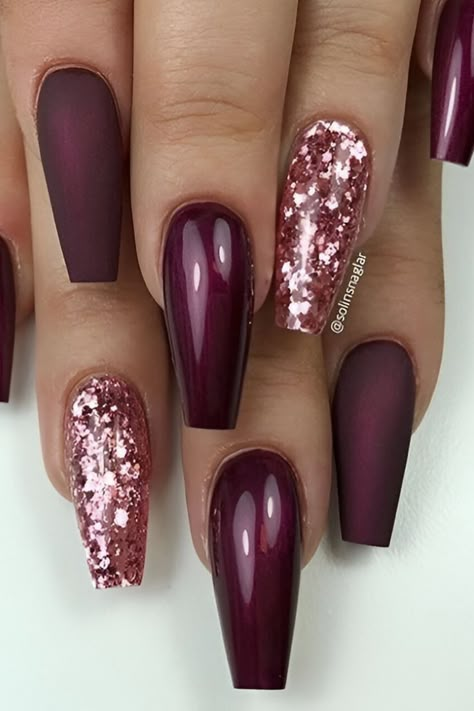 When it comes to burgundy chrome nails, there are so many design possibilities to choose from. Whether you prefer simple, elegant nails or something more detailed and artistic, the options are endless. Burgundy chrome gives off a high-shine, almost mirror-like effect that’s perfect for showcasing your nail art.  Some popular designs include adding intricate details like metallic stripes, tiny rhinestones, or subtle glitter accents. You can also try geometric patterns or mix in other colors like Dramatic Nails Designs, Plum Nails With Design, Matte Maroon Nails, Burgundy Chrome Nails, Red Wedding Nails, Simple Elegant Nails, Neutral Nail Art Designs, Burgundy Acrylic Nails, Chrome Nail Designs