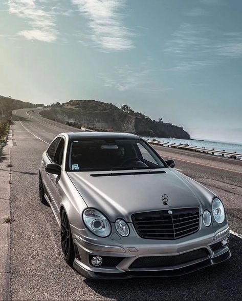 Mercedes W211 Wallpaper, Mercedes Benz E55 Amg, W211 Mercedes, Mercedes E55, Benz Wallpaper, Custom Mercedes, Mercedes Benz Wallpaper, Pictures Of Cars, Cool Truck Accessories