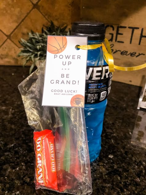 Powerade Gift Ideas, Team Swag Bag Ideas, Fire Up Gifts Sports, Good Luck At State Gifts Wrestling, Sport Goodie Bag Ideas, Game Day Goodie Bags Basketball, Team Treat Ideas, Game Day Goodie Bags Football, Playoff Goodie Bags