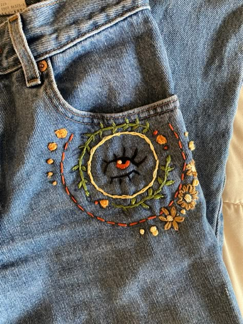 Diy, sewing, hippie embroidery, embroidery doodles, jeans, clothes embroidery, jean’s embroidery Easy Jeans Embroidery, Embroidery Designs Y2k, Diy Jean Patches Ideas, How To Embroider Jeans, Embroidery On Jeans Pants, Hand Embroidered Jeans, Embroidery Jeans Diy Easy, Embroidery Patterns On Jeans, Embroidering Jeans