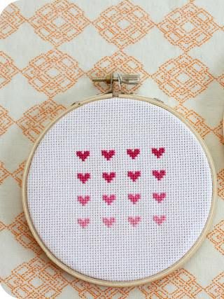 Mini Heart Cross Stitch, Small Heart Cross Stitch, Tiny Cross Stitch Heart, Small Heart Cross Stitch Pattern, Valentine Cross Stitch Freebies, Small Cross Stitch Designs, Cross Stitch Valentine, Valentine’s Day Cross Stitch, Valentine Cross Stitch Patterns