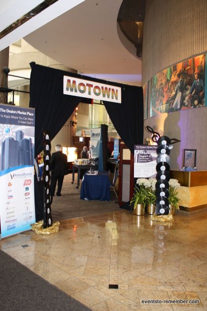 Grandma 70th Motown Birthday party 🎉 Motown Theme Party Decoration, Motown Themed Party Ideas, Motown Party Decorations, Motown Magic Theme Party, Motown Theme Party, Motown Wedding, Soul Train Party Decorations, 67 Birthday, Motown Christmas