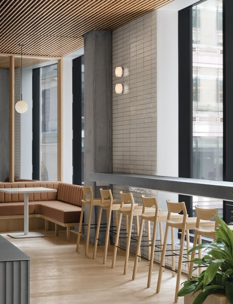 Cafe lounge at Zendesk's Montreal office Traditional Desk, Office Space Design, Modular Lounges, Brutalist Architecture, Open Office, Workplace Design, Wall Ceiling Lights, Wall Ceiling, Commercial Office