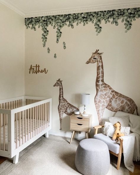 Little Rae Prints on Instagram: “Just a STUNNING nursery, having its moment 🦒🍃😍⚡️✨ @arthurjamesandme 👏🏾✨SPOTLIGHT PLEASE ✨🍃🦒 This room features the 180cm Giraffe, 120cm…” Small Twin Nursery, Giraffe Nursery Theme, Dreamy Nursery, Whale Nursery, Diy Nursery Decor, Girl Nursery Themes, Giraffe Nursery, Baby Room Themes