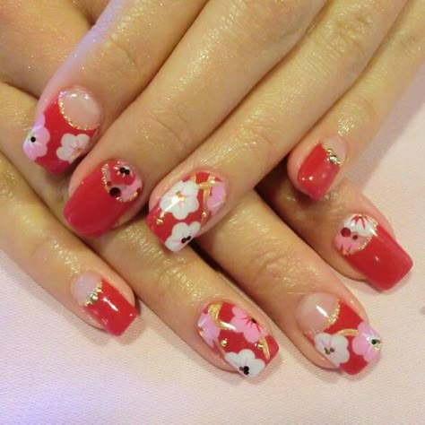 Nail Designs Chinese New Year, Nail Designs Chinese, Chinese New Year Nails 2023, Chinese New Year Nail Art Design 2023, Holiday Manicure Ideas, Cny Nail Art, Chinese New Year Nail Art, Lunar New Year Nails, Nail Art Designs Cute