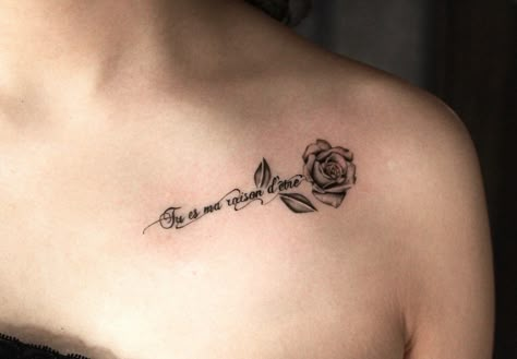 Rose Pedal Tattoo Falling, Round Tattoo, Baby Tattoo Designs, Remembrance Tattoos, State Design, Pretty Hand Tattoos, C Tattoo, Tattoos For Women Flowers, Tasteful Tattoos