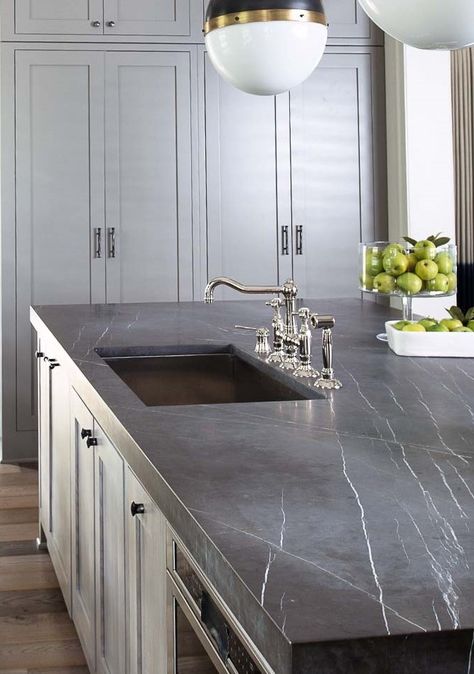 Grey Kitchen Countertops, Gray Kitchen Countertops, Grey Marble Kitchen, Kitchen Cabinets Grey And White, Light Grey Kitchens, Marble Countertops Kitchen, Decor Ideas Kitchen, Dark Countertops, Countertop Ideas