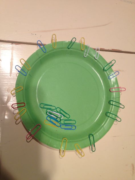 FINE MOTOR skills activity. Paper plate & paper clips all from dollar store. Paper Clip Fine Motor Activities, Activities With Paper, Activities At Home For Kids, Fall Fine Motor Activities, Simple Activities For Kids, Easy Activities For Kids, Fine Motor Skills Activity, Motor Skills Activity, Fine Motor Activity