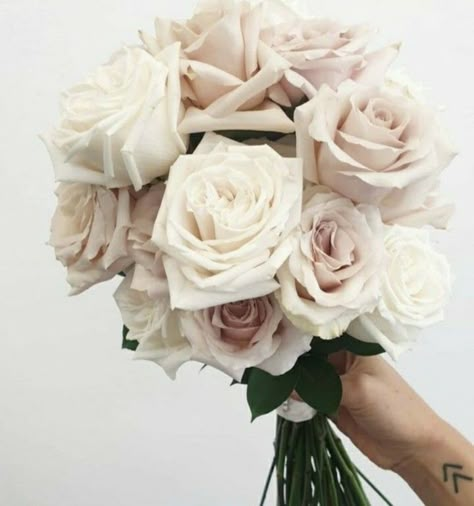 Blush Rose Wedding Bouquet, Elegant White Rose Bouquet, White And Light Pink Rose Bouquet, White And Blush Roses Wedding, Bridal White Rose Bouquet, Blush And White Rose Bridal Bouquet, White And Blush Rose Bouquet, Single Stem Bridal Bouquet, Light Pink And White Bridal Bouquet