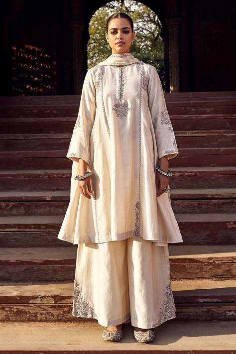 Shop for these amazing collections of Ivory Chanderi Embroidery Kachi Dori Round Neck A-line Kurta Pant Set For Women by MATSYA online at Aza Fashions. Unique Kurta Designs, A Line Kurti Designs, Kurta Pants, A Line Kurti, Art Motifs, Resham Embroidery, Sets Outfit, Kurta Pant Set, Kurta Neck Design