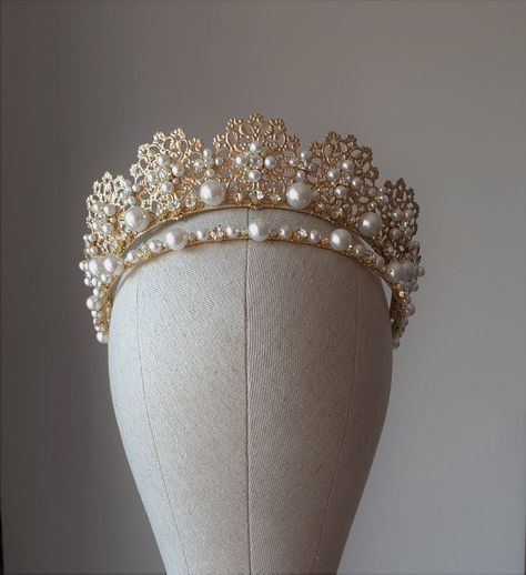 Pearl Tiara Wedding, Gold Bridal Tiara, Tiara Gold, Royal Crown Jewels, Pearl Crown, Crystal Crown Wedding, Tiaras Jewellery, Crown Gold, Pearl Tiara