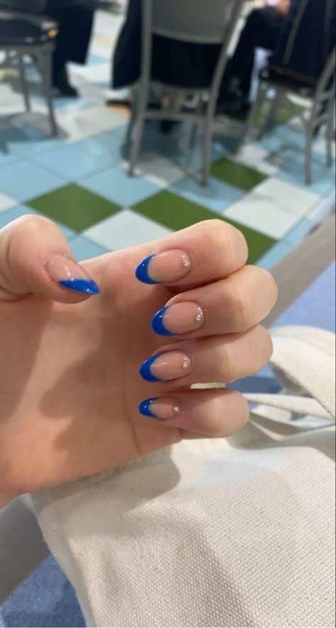 Natural Nails Blue Designs, Plain Acrylic Nails Short Almond, Nails 2023 Blue French, Blue Nails Ideas Prom, Nails To Match Royal Blue Prom Dress, Hoco Nail Ideas Navy Blue, Royal Blue And White French Tip Nails, Royal Blue Almond Acrylic Nails, Nails To Match A Blue Dress