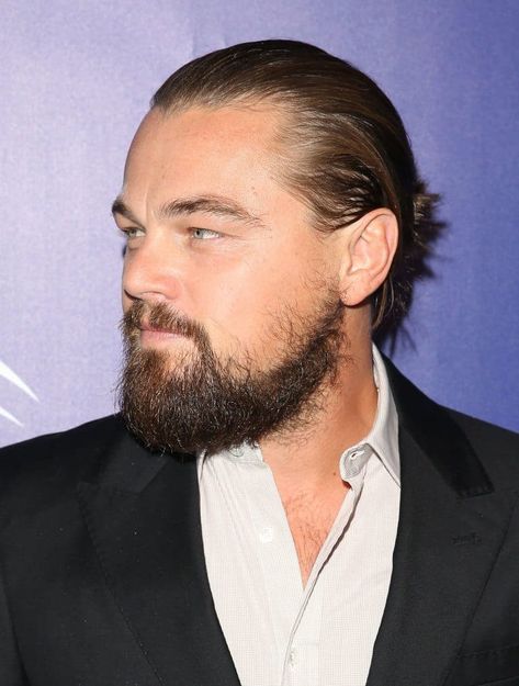 The Hollywoodian Beard Style: How to Grow, Guide, Examples, & More! Leonardo Dicaprio Beard, Patchy Beard Styles, Different Beard Styles, Stylish Beards, Beard Dye, Patchy Beard, Trimming Your Beard, Best Beard Styles, Beard Look