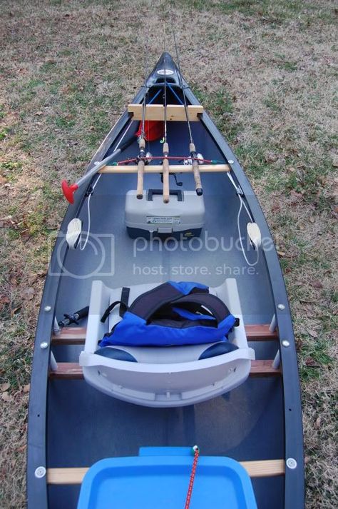 Canoe Trolling Motor, Canoe Modifications, Canoe Stabilizer, Kayak Tips, Canoe Ideas, Fishing Canoe, Canoe Seats, Canoe Plans, Canoe Accessories