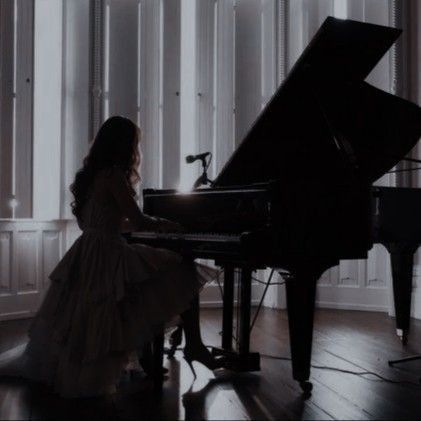 The Kiss Thief, Piano Photography, L J Shen, Piano Girl, Devil Girl, Foto Top, Black Piano, Royal Aesthetic, Princess Aesthetic