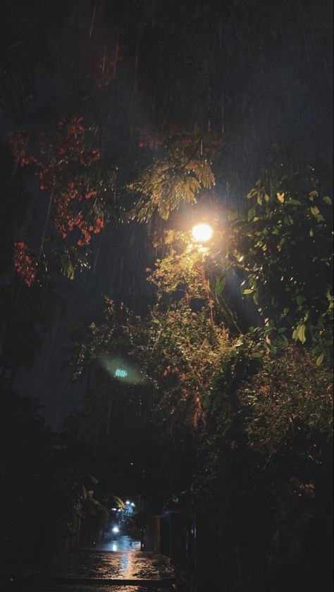 Rain Snaps Night, Rain Snap Night, Rain Night Snap, Rain At Night Aesthetic, Rain Street Night, Rain Fake Snap, Rainy Night Snap, Rain Aesthetic Night, Night Rain Snap