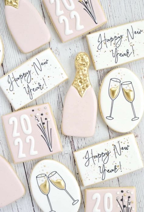 No Bake Sugar Cookies, House Cookies, Flooding Cookies, New Years Cookies, Royal Iced Cookies, Sugar Cookie Royal Icing, Sugar Cookie Icing, Iced Sugar Cookies, Sugar Cookie Designs