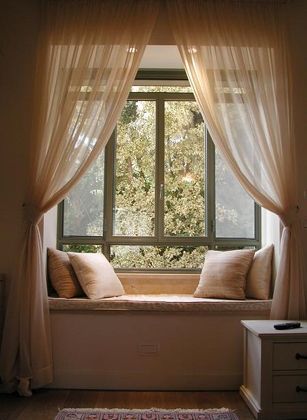 Window Seat Curtains, Bedroom Window Seat, Window Seat Ideas, Window Bench Seat, Master Suite Bedroom, Window Seating, Design Ložnic, Bay Window Seat, Window Seat Design