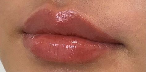 Medium Size Lips, Medium Lips Size, Heart Shaped Lips Natural, Wide Lips Aesthetic, Small Plump Lips, Heavy Bottom Lip, Lip Claim, Plump Lips Aesthetic, Naturally Bigger Lips