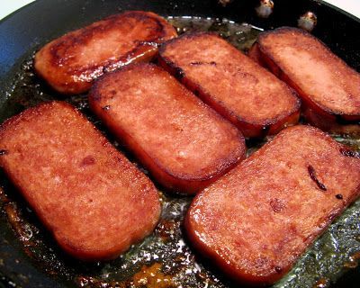 Lomi Lomi Salmon, Musubi Spam, Lomi Salmon, Spam Musubi Recipe, Musubi Recipe, Spam Recipes, Lomi Lomi, Hawaiian Foods, Spam Musubi