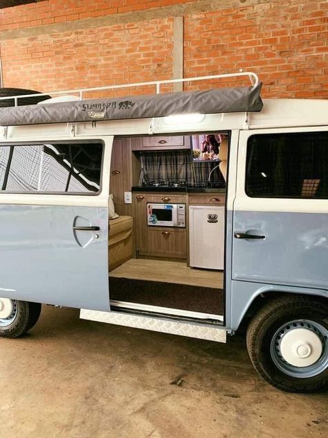 Volkswagen Bus Interior, Kombi Food Truck, Vw Conversions, Vintage Volkswagen Bus, Volkswagon Van, Volkswagen Interior, Vw Bus Interior, T3 Vw, Kombi Motorhome