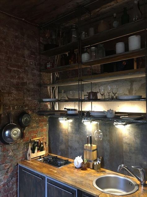 Warehouse Living Kitchen, Industrial Kitchenette Ideas, Industrial Kitchenette, Studio Apartment Industrial, Industrial Tiny House, Design Studio Apartment, Apartment Industrial, Gym At Home Ideas, Mini Gym At Home Ideas