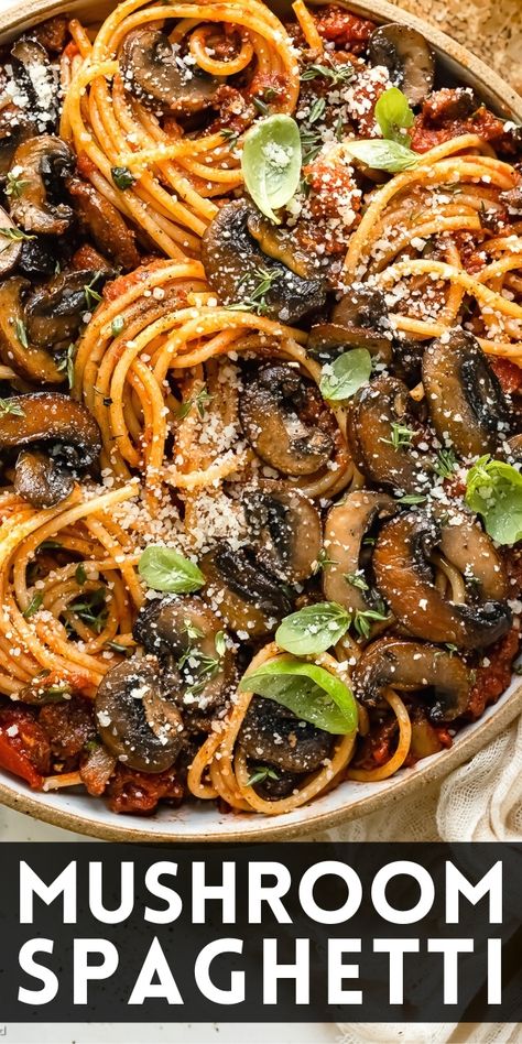 Vegan Mushroom Spaghetti, Vegan Veggie Spaghetti, Red Sauce Pasta With Mushrooms, Spaghetti And Mushroom Recipes, Meat And Veggie Spaghetti Sauce, Mushroom Pasta Red Sauce, Vegan Pasta Sauce Recipes Easy, Spaghetti Sauce Vegetarian, Mushroom Tomato Sauce