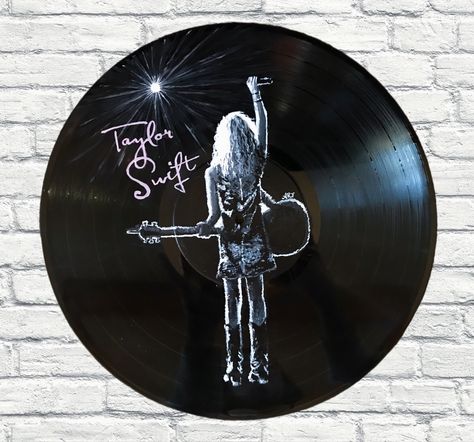 Taylor Swift Painted Vinyl, Painting On Records Vinyls, Taylor Swift Vinyl, Vinyl Painting, Vinyl Paintings, Record Painting, Vinyl Painted, Painted Vinyl, Taylor Swift Album