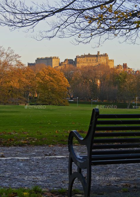 Edinburgh Fall, Uk Core, Academia Core, Uk Aesthetic, Autumn Moodboard, Edinburgh University, I Had A Dream, World Places, Luxurious Hotel