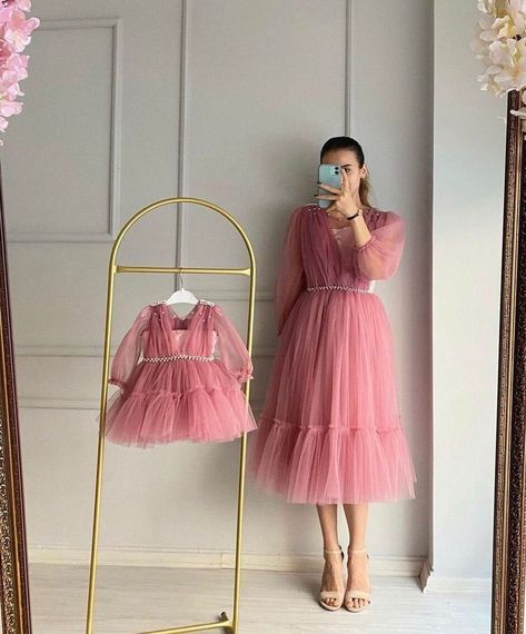 Fancy Toddler Dress, Baby Wedding Dress, Mommy Daughter Dresses, Mom Daughter Matching Dresses, Baby In Wedding Dress, Mother Daughter Fashion, Baby Cake Smash, Pink Tutu Dress, 1st Birthday Dresses