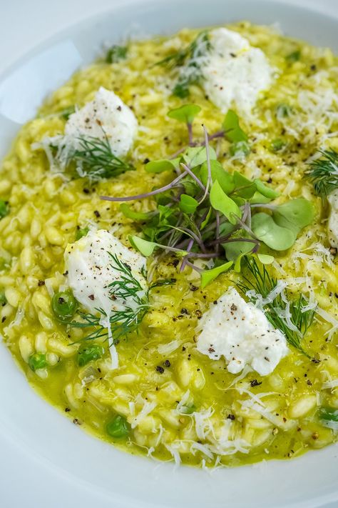 Basil, Leek & Goat Cheese Risotto — Bread Bake Beyond Leek And Chive Risotto, Goat Cheese Risotto, Green Risotto, Shabbat Dinner Recipes, Asparagus And Peas, Leek Risotto, Cheese Risotto, Seasonal Produce, Risotto Recipes