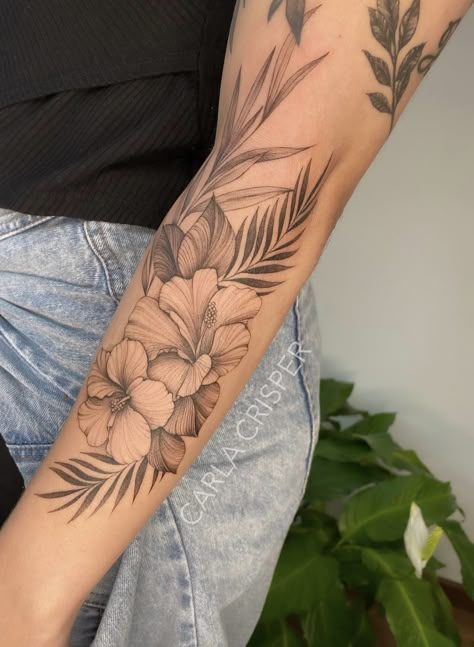 Tropisches Tattoo, Quad Tattoo, Tropical Flower Tattoos, Hawaiian Flower Tattoos, Tattoo Ideas Female Sleeve, Tropical Tattoo, Hibiscus Tattoo, Feminine Tattoo Sleeves, Jellyfish Tattoo