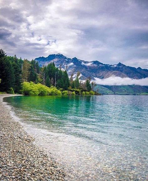 Travel New Zealand With Me on Instagram: "How inviting does the water of Lake Wakatipu look though? Great shot by @meghanmaloneyphotography . #queenstown #lakewakatipu #newzealandwithme #nzmustdo #purenewzealand #nz #newzealand #aotearoa #newzealandtrip #mountains #lake #lakeswimming #newzealandphotography #queenstownnz" Nz Summer, New Zealand Lakes, New Zealand Mountains, Hiking New Zealand, Lake Property, Queenstown Nz, Lake Swimming, Eternally Yours, New Zealand Trip