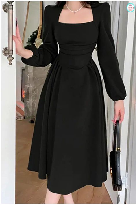 A Cut Dress, Classy Dress Outfits Simple, Cute Bodycon Dresses, Empire Waist Dresses, Bodycon Long Sleeve Dress, Square Dress, Square Neckline Dress, Cute Black Dress, Black Dresses Classy