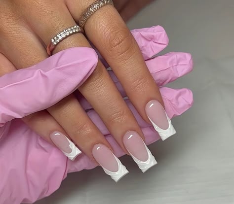 Short Elegant Nails, Baddies Nails, Sparkly Acrylic Nails, Engagement Nails, Business Nails, Tapered Square Nails, Girl Nails, White French Tip, French Tip Acrylic Nails