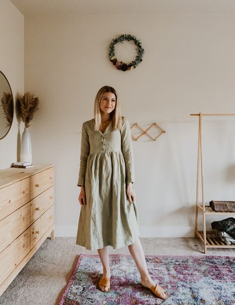 Why You Should Invest in a Linen Dress Not Perfect Linen Dress, Nursing Linen Dress, Not Perfect Linen Mama Dress, Linen Nursing Dress, Linen Dresses Winter, 100% Linen Dress, Fall Linen Dress, Clean Clothes Aesthetic, Long Sleeve Linen Dress