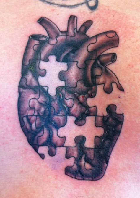 I really like this idea. Puzzle Piece Art Drawing, Drawing Puzzle Pieces, Puzzle Pieces Drawing, Jigsaw Tattoo, Puzzle Piece Tattoo, Anatomical Heart Art, Puzzle Tattoos, Anatomical Heart Tattoo, Nouveau Tattoo