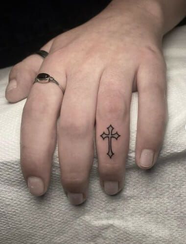 Cross Finger Tattoos, Cross Tattoo On Hand, Arm Tattoos For Guys Forearm, Small Finger Tattoos, Finger Tattoo For Women, Cross Tattoos For Women, Finger Tats, Hand And Finger Tattoos, Hand Tats