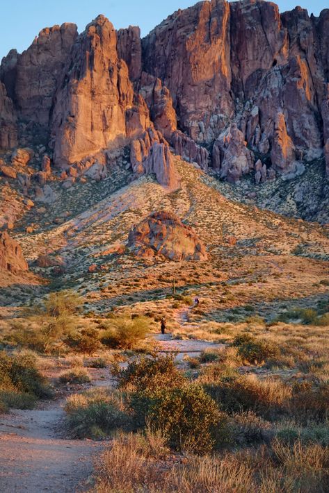 The Superstition Mountains is a beloved mountain spot here in the state of Arizona, and it’s also my favorite range of mountains in the state! It’s not hard to see why from the shape of those mountains that just juts out and makes a grand appearance that can be seen from miles away. Formed from […] The post Easy Scenic Trails in The Superstition Mountains appeared first on From One Girl to One World. Desert Mountains Landscapes, Superstition Mountains Arizona, Arizona Mountains, Arizona Road Trip, Apache Junction, Superstition Mountains, Vintage Arizona, Desert Mountains, Mountain Trail