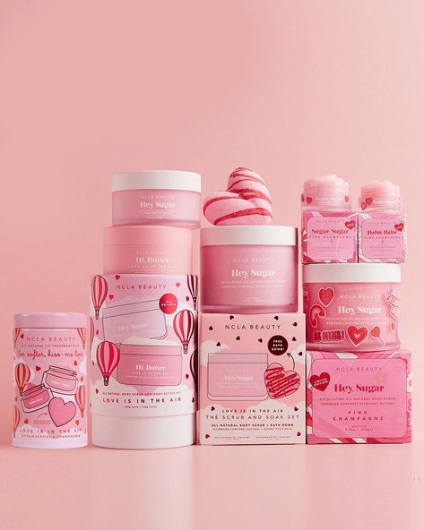 Skincare Packaging Aesthetic, Body Care Products Packaging, Beauty Package Design, Cute Cosmetic Packaging, Pink Packaging Design, Body Care Brands, Design Kemasan, Makeup Graphics, Pink Skincare Packaging