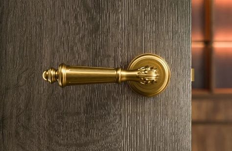 Kitchen Taps - LUSSO Internal Door Handles, Door Handles Interior, Traditional Toilets, Internal Door, Brass Door Handles, Basin Vanity Unit, Aged Bronze, Brass Door, Toilet Accessories