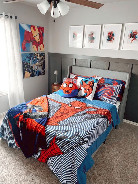 Spiderman Bedroom, Marvel Bedroom, Marvel Room, Toddler Boy Room Decor, Boy Toddler Bedroom, Boys Bedroom Makeover, Big Boy Bedrooms, Children Room Boy, Boy Bedroom Design