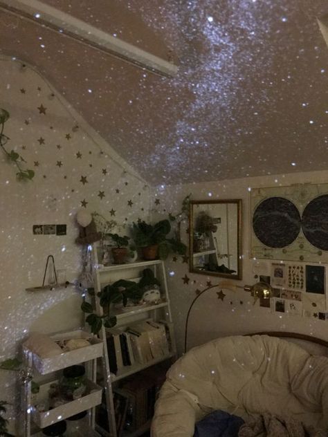 Aesthetic Room Ideas Colorful, Star Lights On Ceiling Projector, Star Dorm Room, Mood Board Room Decor, Star Aesthetic Bedroom, Spacecore Bedroom, Cute Lights For Bedroom, Star Bedroom Aesthetic, Moon Aesthetic Room