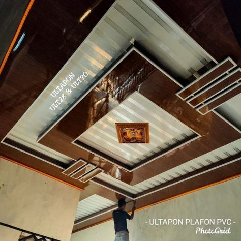 Roof Luxury Celling Designs Washroom Tiles Design, Wood Railings For Stairs, Pvc Ceiling Panels, Drawing Room Ceiling Design, Wooden Ceiling Design, Luxury Ceiling Design, Bedroom Pop Design, Simple Ceiling Design, Down Ceiling Design