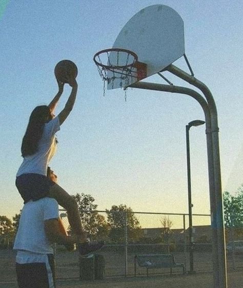 Basketball Couple Pictures, Basketball Relationship Goals, Basketball Relationships, Couples Vision Board, Basketball Couples, Basketball Boyfriend, I Need A Boyfriend, Basketball Girlfriend, Sports Couples