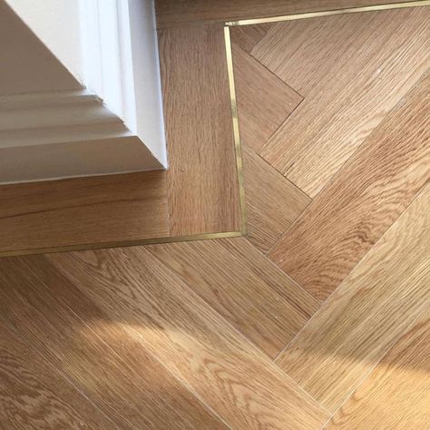 Design Emporium on Instagram: “Brass inlay forms a border in this herringbone wooden floor . . . #designemporium #flooring #flooringinspo #floordesign #woodfloors…” Herringbone Wooden Floors, Wood Floor Design, Herringbone Wood Floor, Herringbone Wood, Brass Inlay, Flooring Inspiration, Herringbone Floor, Wooden Floor, Parquet Flooring