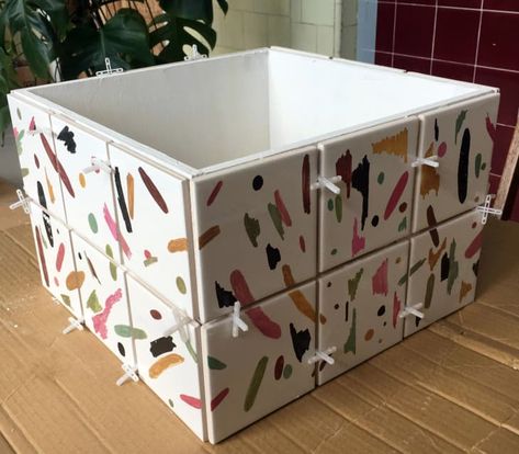 Tile Planter, Ceramic Tile Crafts, Leftover Tile, Tile Mosaic Art, Tile Furniture, Patterned Tile, Diy Planter Box, Tile Table, Tile Crafts